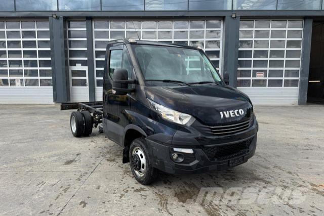 Iveco 35C21 Daily Прочие фургоны