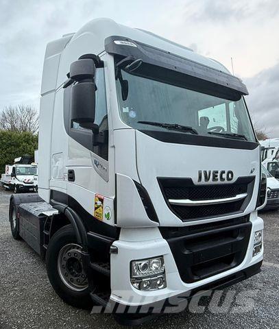 Iveco Stralis 400NP Седельные тягачи