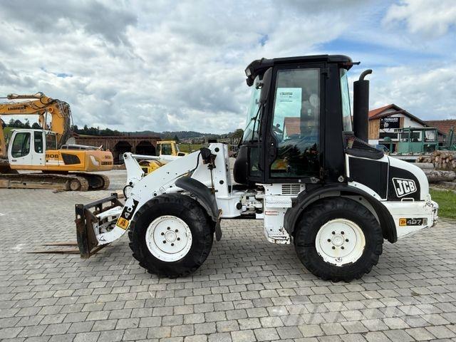 JCB 407 Фронтальные погрузчики