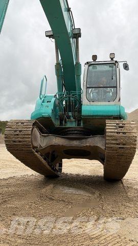 Kobelco SK200SR Гусеничные экскаваторы
