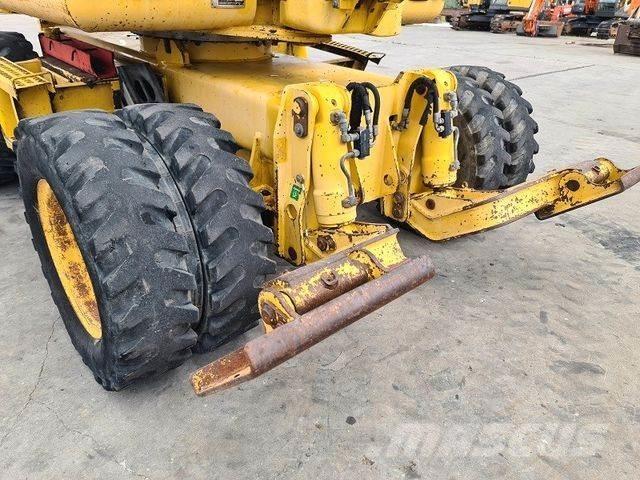 Komatsu PW 110 Колёсные экскаваторы