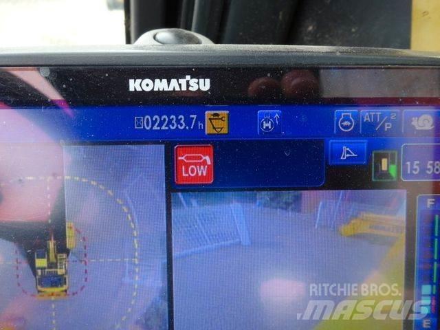 Komatsu PW180-11 Колёсные экскаваторы