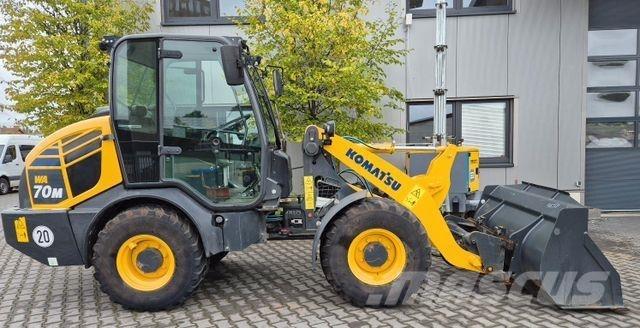 Komatsu WA 70 M-8 Фронтальные погрузчики