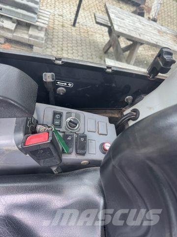 Kubota KX016-4 Мини-экскаваторы