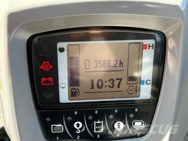 Kubota KX037-4 Мини-экскаваторы