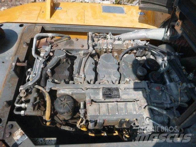 Liebherr R924 LC Гусеничные экскаваторы