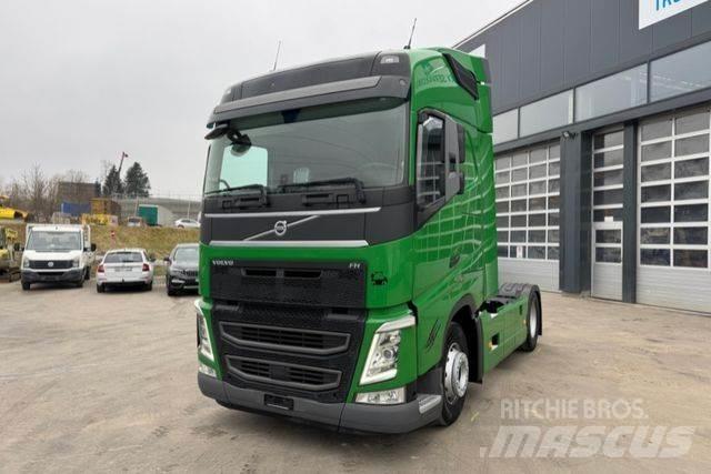 MAN TGX 33.520 6x4 Седельные тягачи