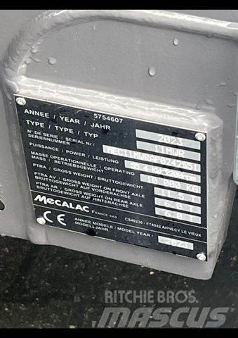Mecalac 11 MWR Колёсные экскаваторы