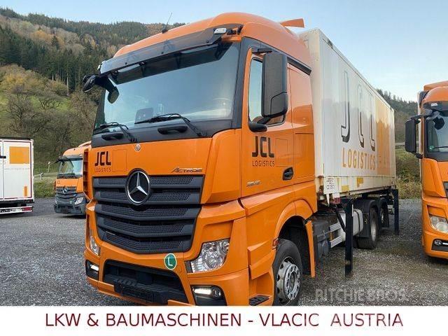 Mercedes-Benz 2545 Шасси с кабиной