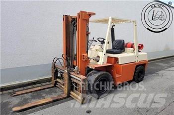Nissan BF03A35U Газовые погрузчики
