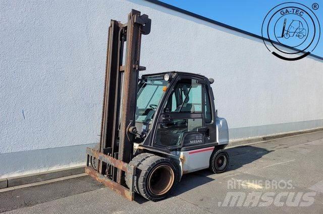 Nissan YG1D2A320 Дизельные погрузчики