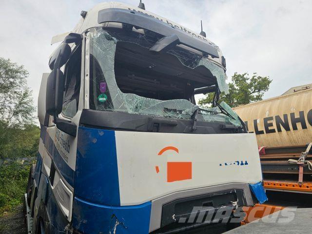 Renault T 440 Седельные тягачи