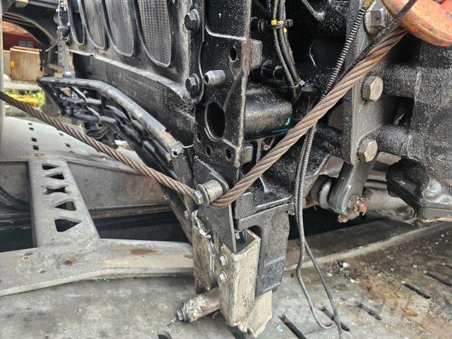 Renault T 440 Седельные тягачи