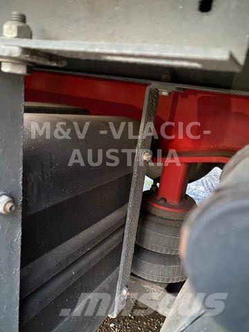 Schwarzmüller Mega Тентованные полуприцепы