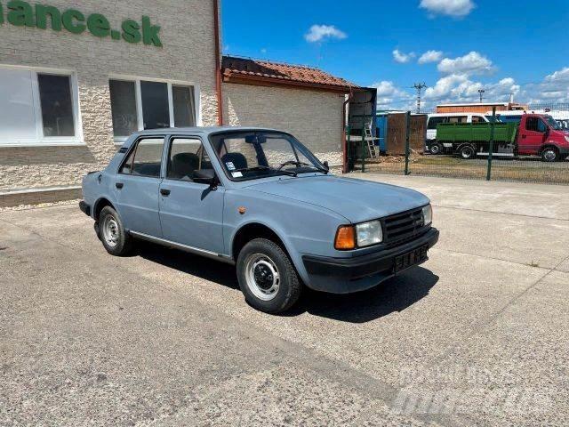 Skoda 125L vin 334 Легковые автомобили