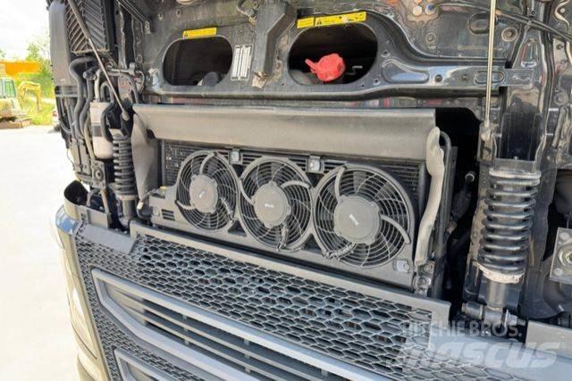Volvo FH-540 6x2 Тентованные грузовики