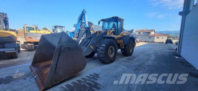Volvo L 120 H Фронтальные погрузчики