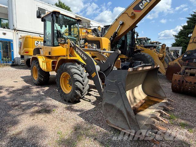 Volvo L 35 G Фронтальные погрузчики