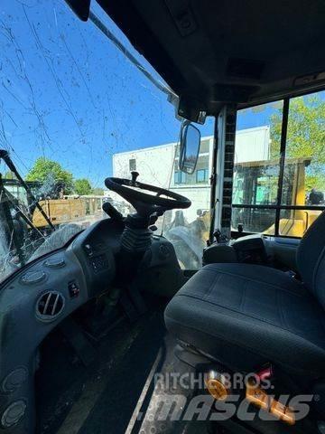 Volvo L 90 F Фронтальные погрузчики
