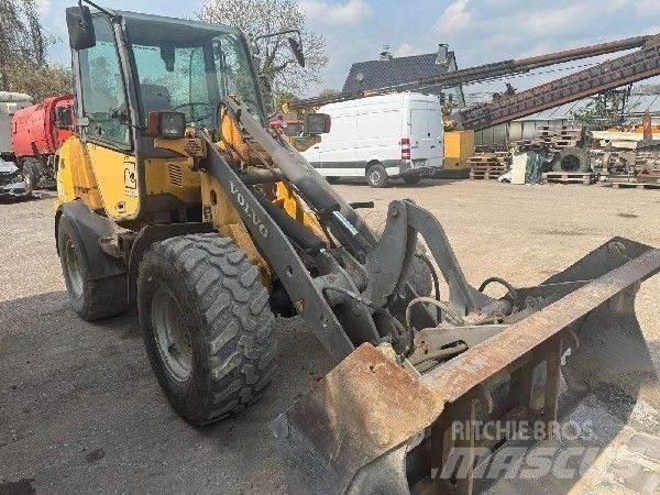 Volvo L25b Фронтальные погрузчики