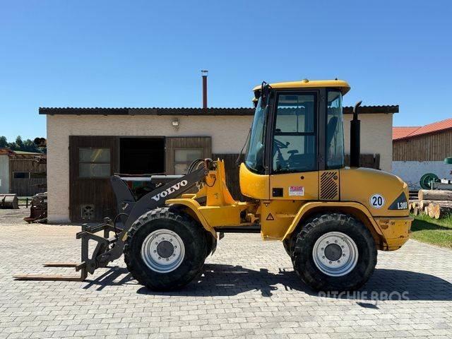 Volvo L30 B Z/X Фронтальные погрузчики