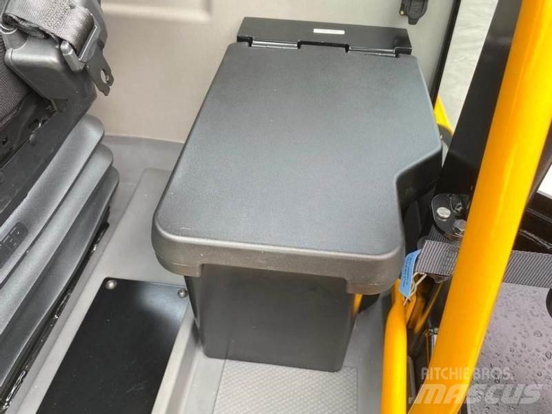 JCB TM 320 S Телескопические погрузчики