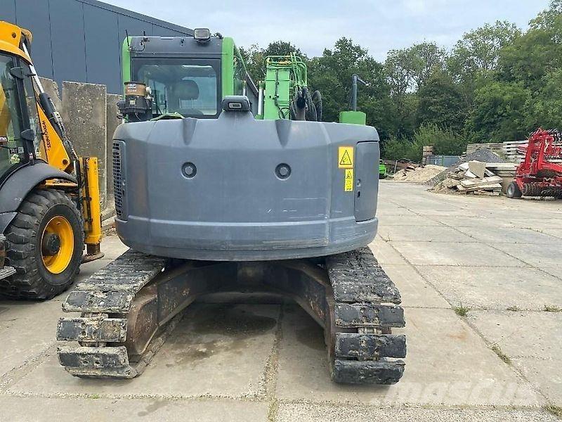 Komatsu PC138-8 Гусеничные экскаваторы