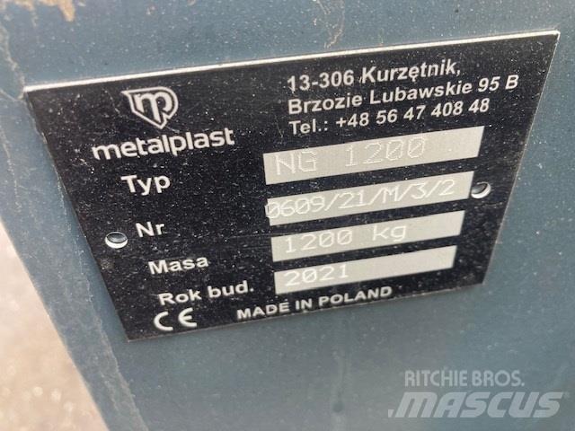  - - -  1500 KG Передние весы