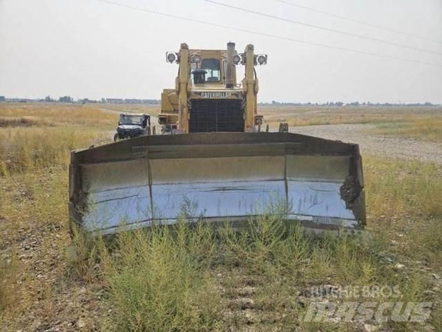 CAT D9N Строительная техника - Другие