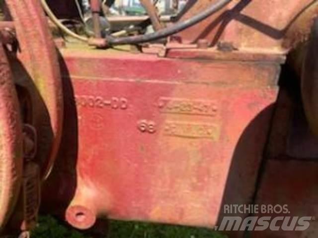 Farmall M Tractor Строительная техника - Другие