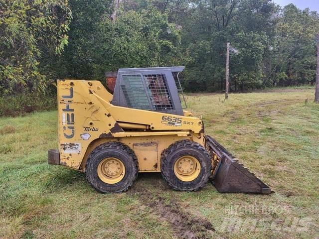 Gehl 6635 SXT Строительная техника - Другие