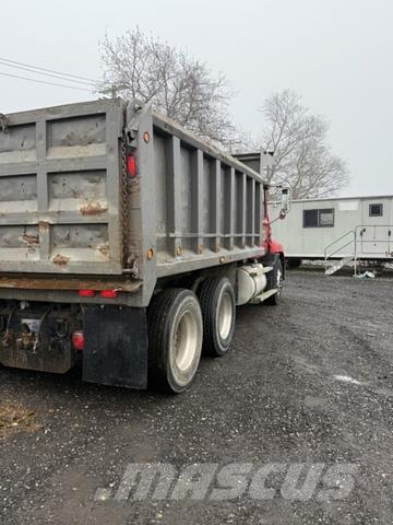 Mack Vision Прочие фургоны