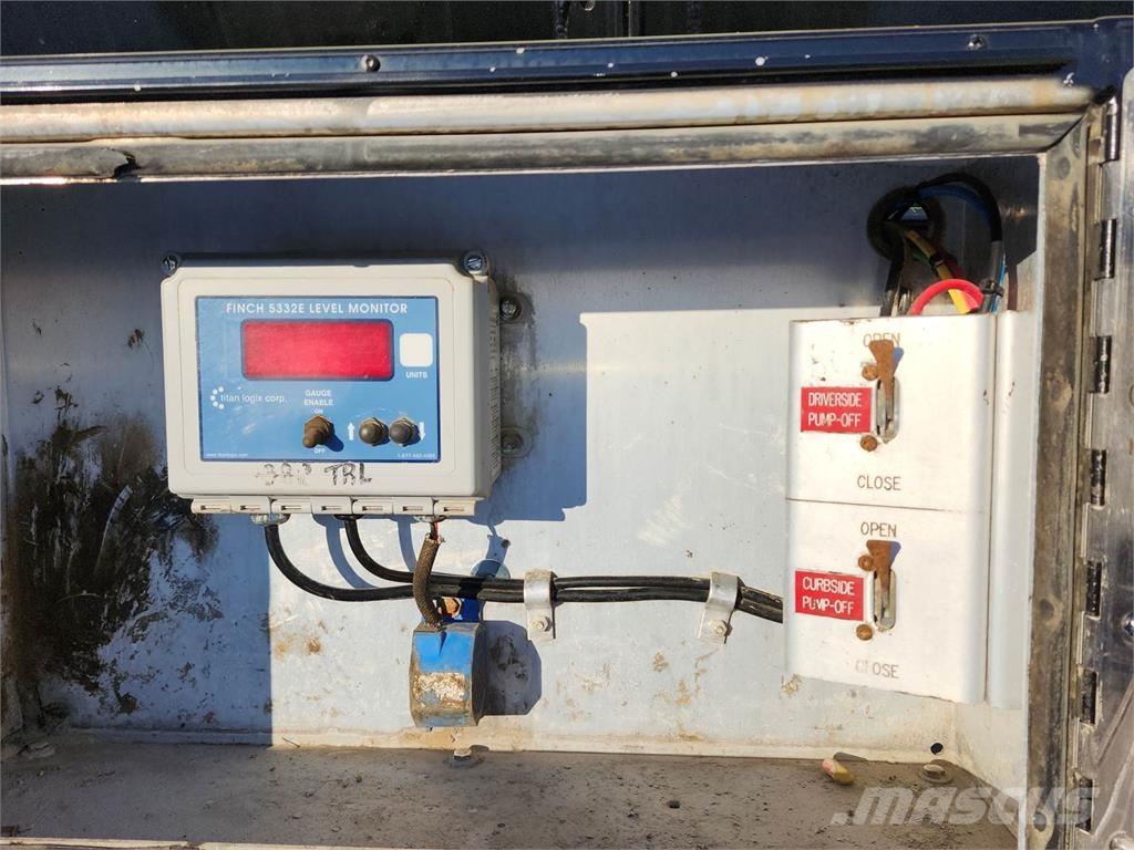 Advance  Прицепы-цистерны