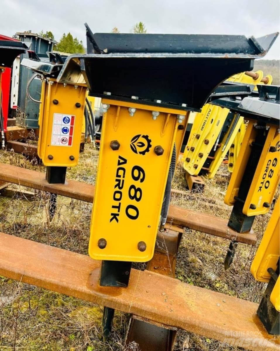 AGROTK 680 Компоненты строительной техники