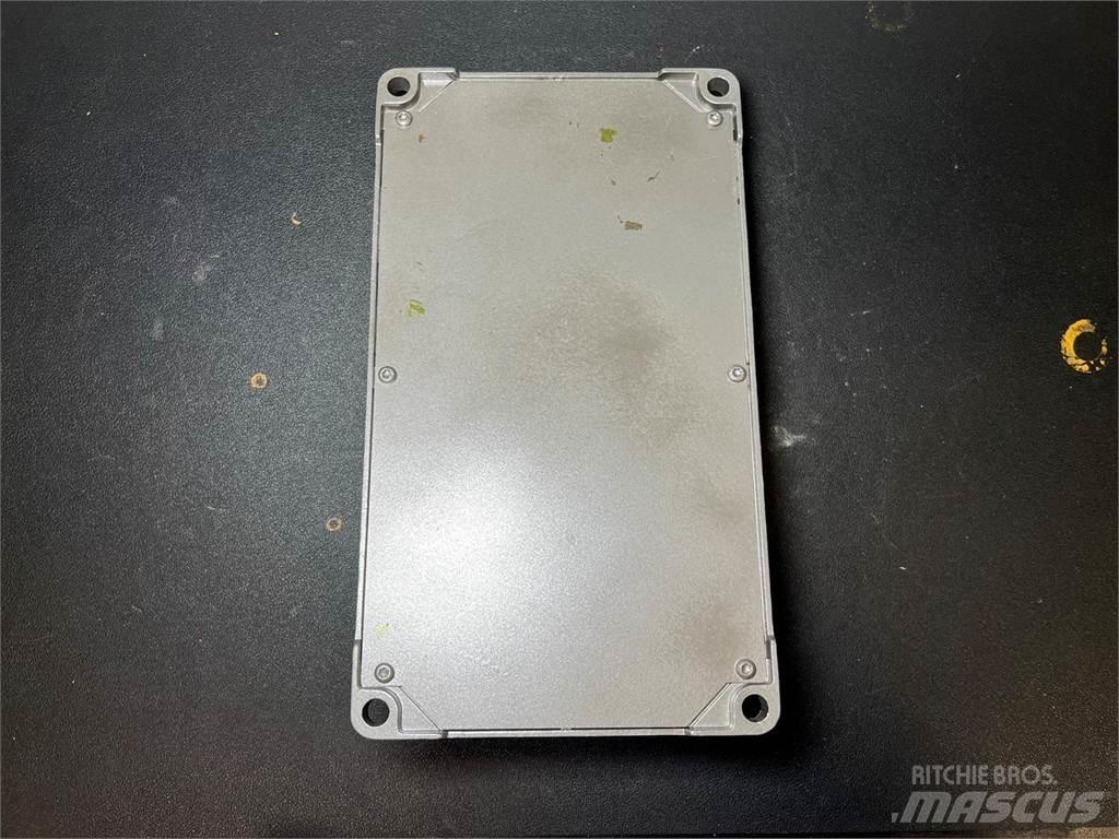 Autocar  Электронные блоки