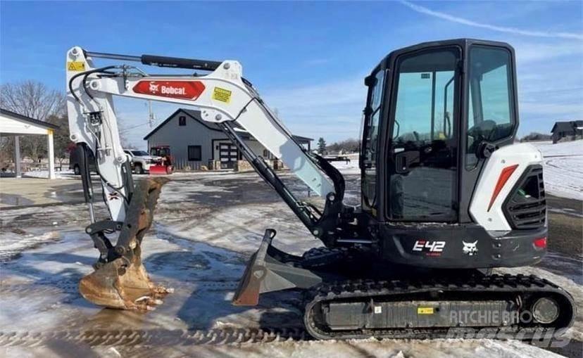 Bobcat E42 Мини-экскаваторы