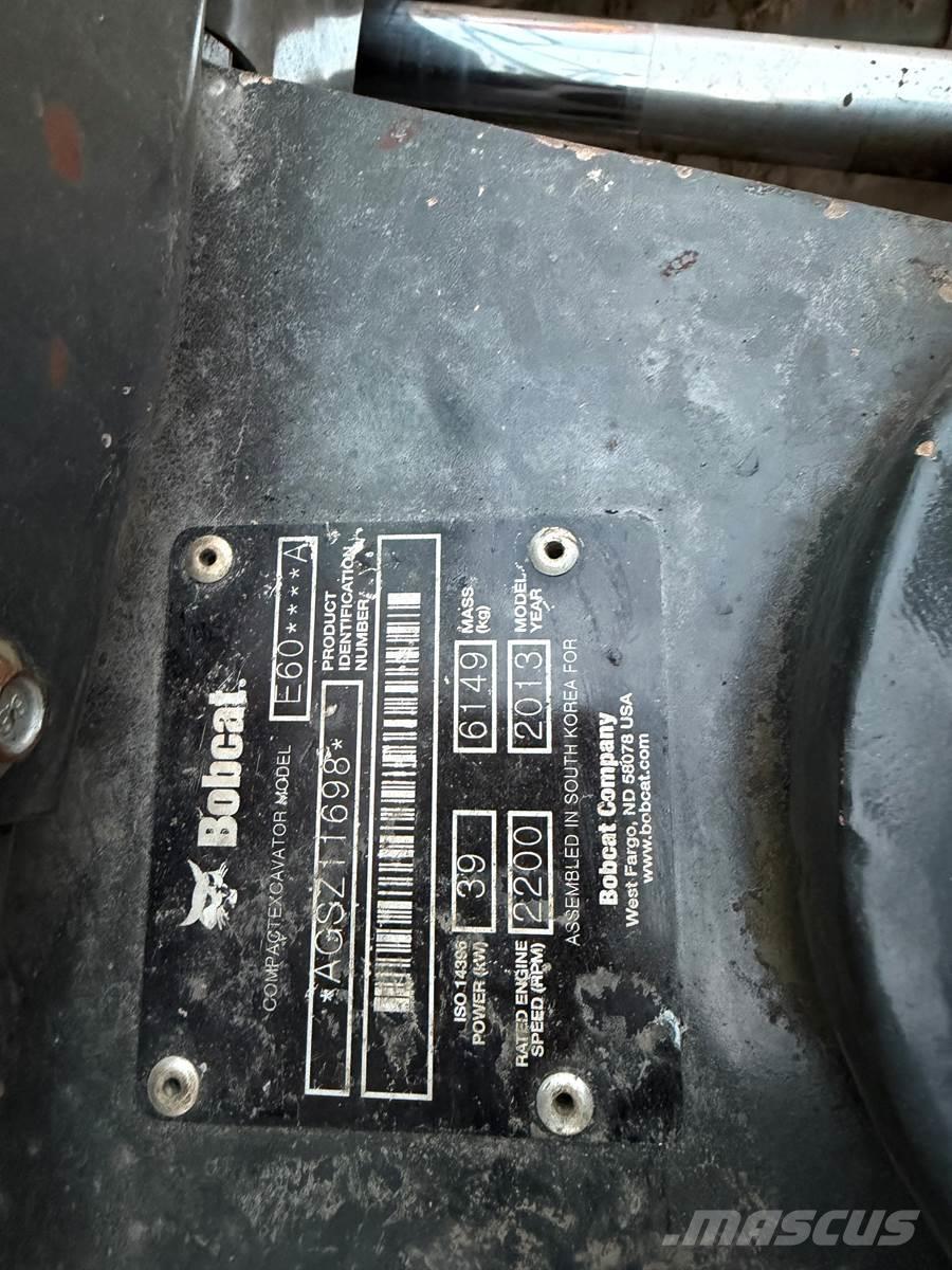 Bobcat E60 Гусеничные экскаваторы