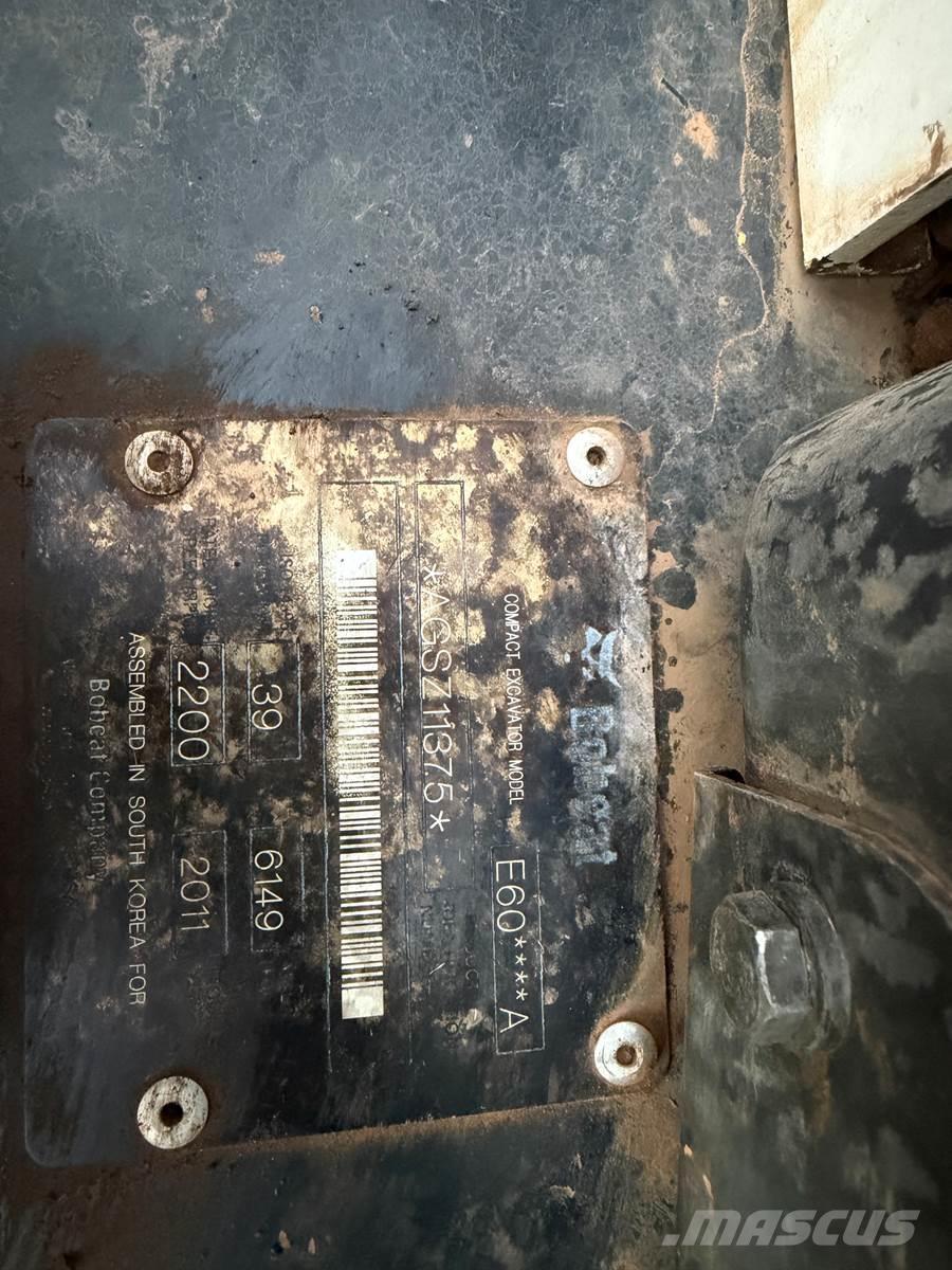 Bobcat E60 Гусеничные экскаваторы