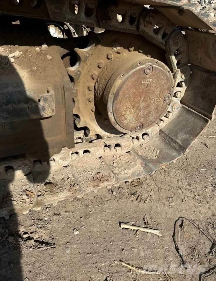 CASE CX160 Гусеничные экскаваторы