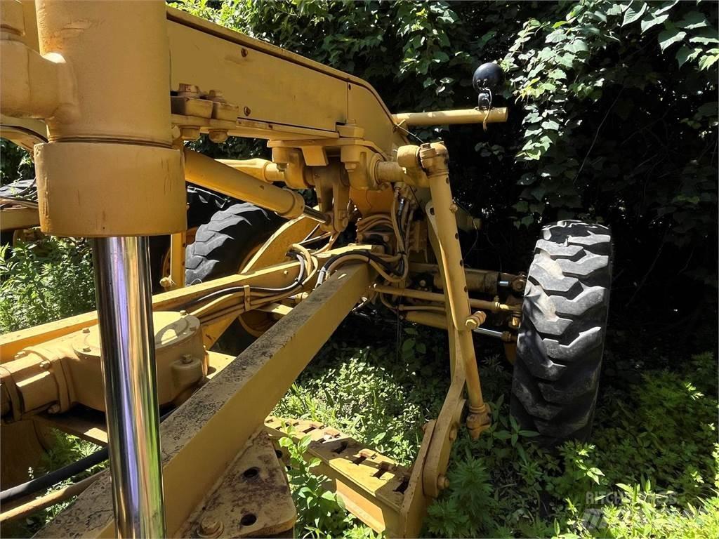 CAT 120G Грейдеры
