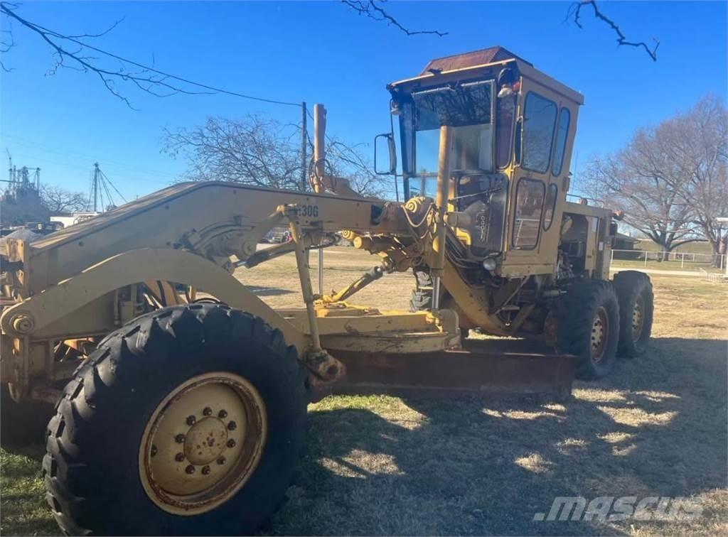 CAT 130G Грейдеры