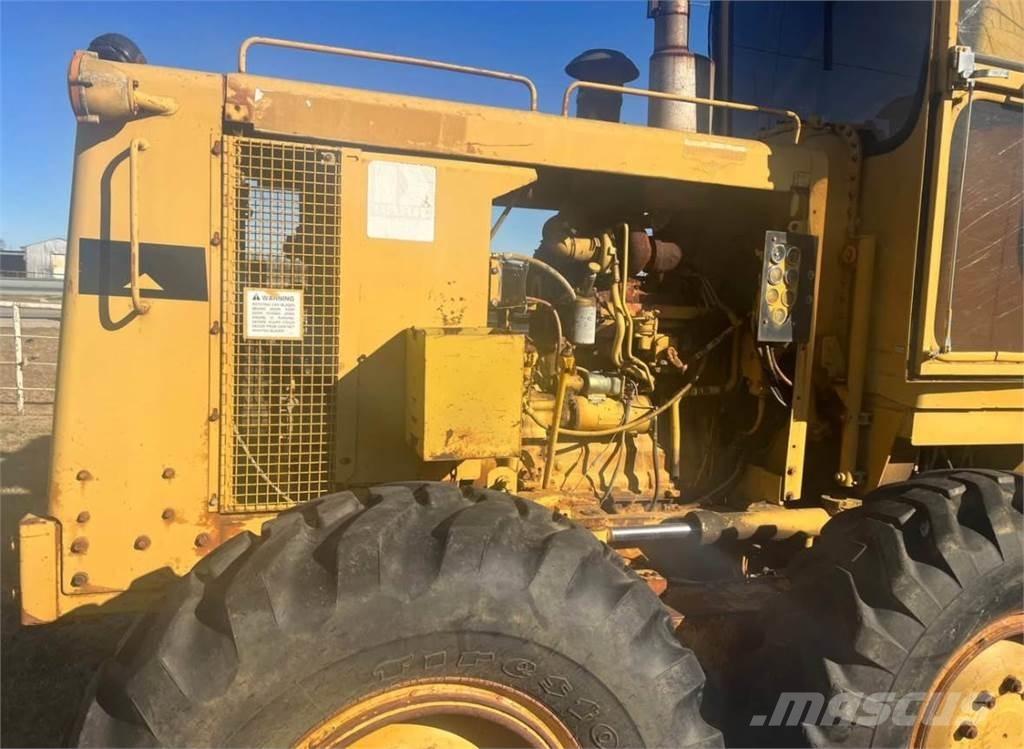 CAT 130G Грейдеры