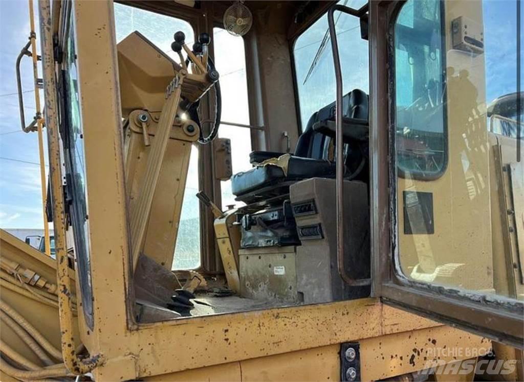 CAT 140G Грейдеры