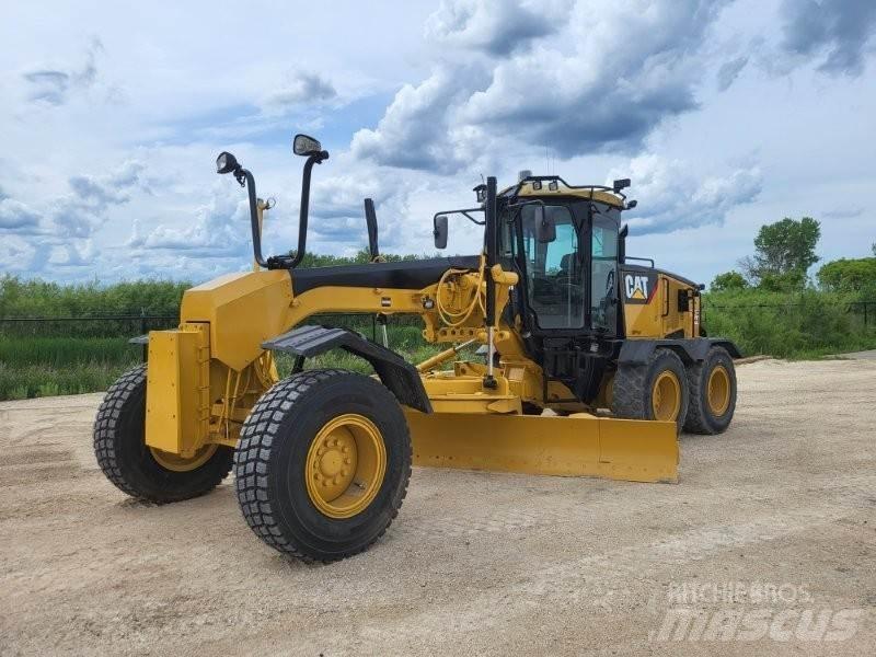 CAT 140M Грейдеры