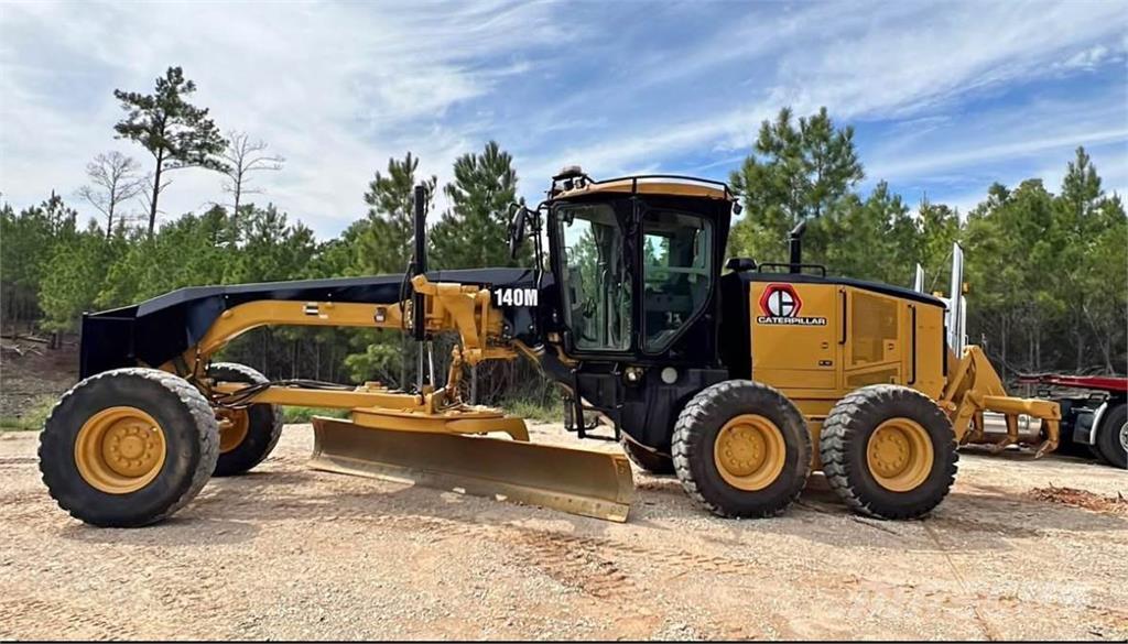 CAT 140M Грейдеры
