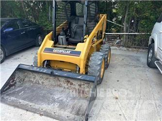 CAT 216B Мини-погрузчики