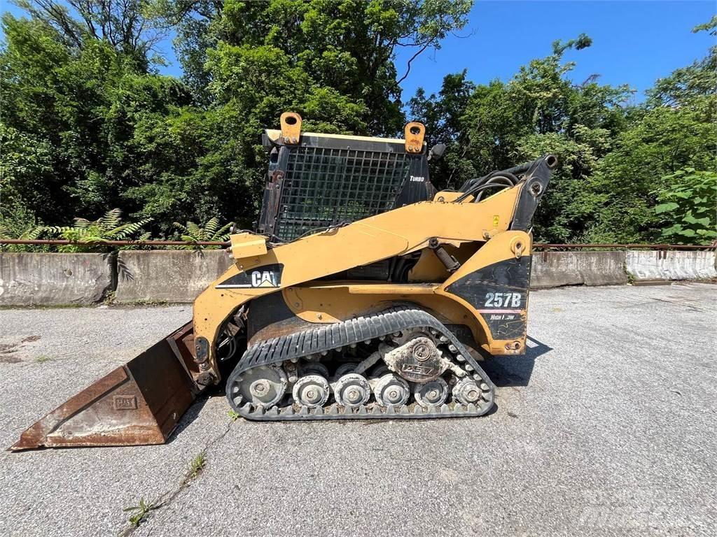 CAT 257B Мини-погрузчики