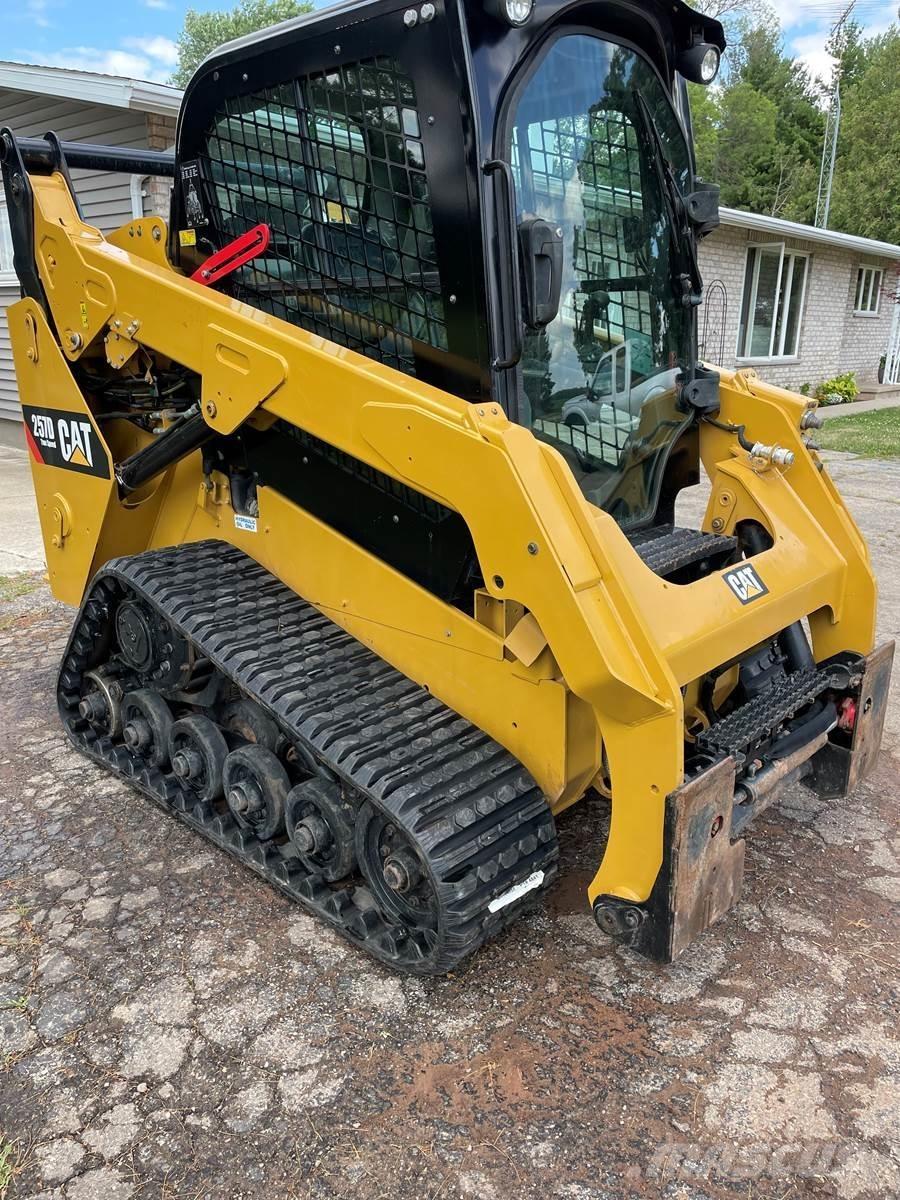 CAT 257D Мини-погрузчики