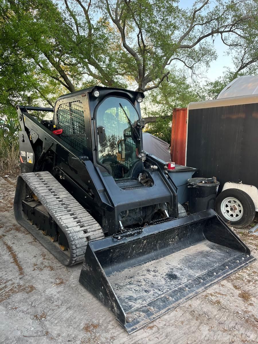 CAT 299D2 Мини-погрузчики