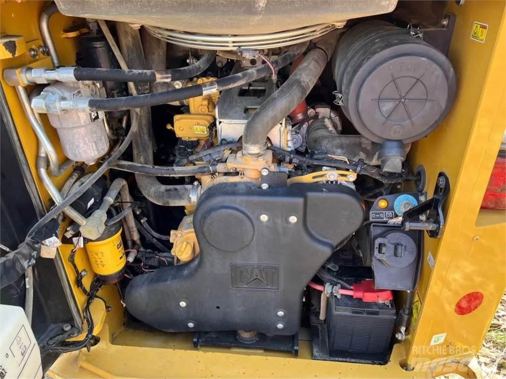 CAT 299D3 Мини-погрузчики